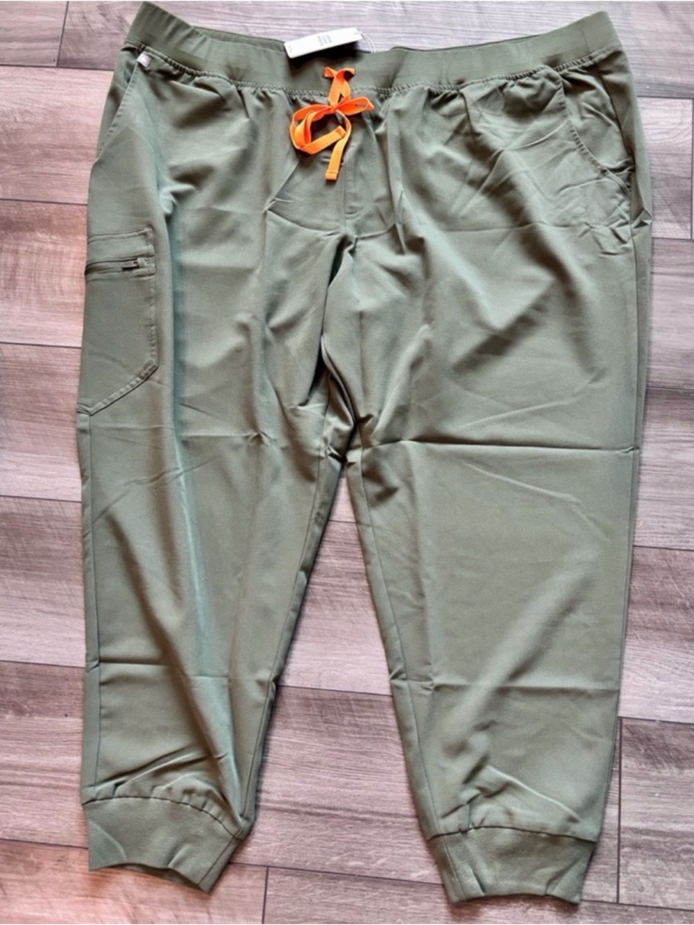 Figs Olive Scrub Jogger Pants with Orange Drawstring 6XL - Picture 4 of 4